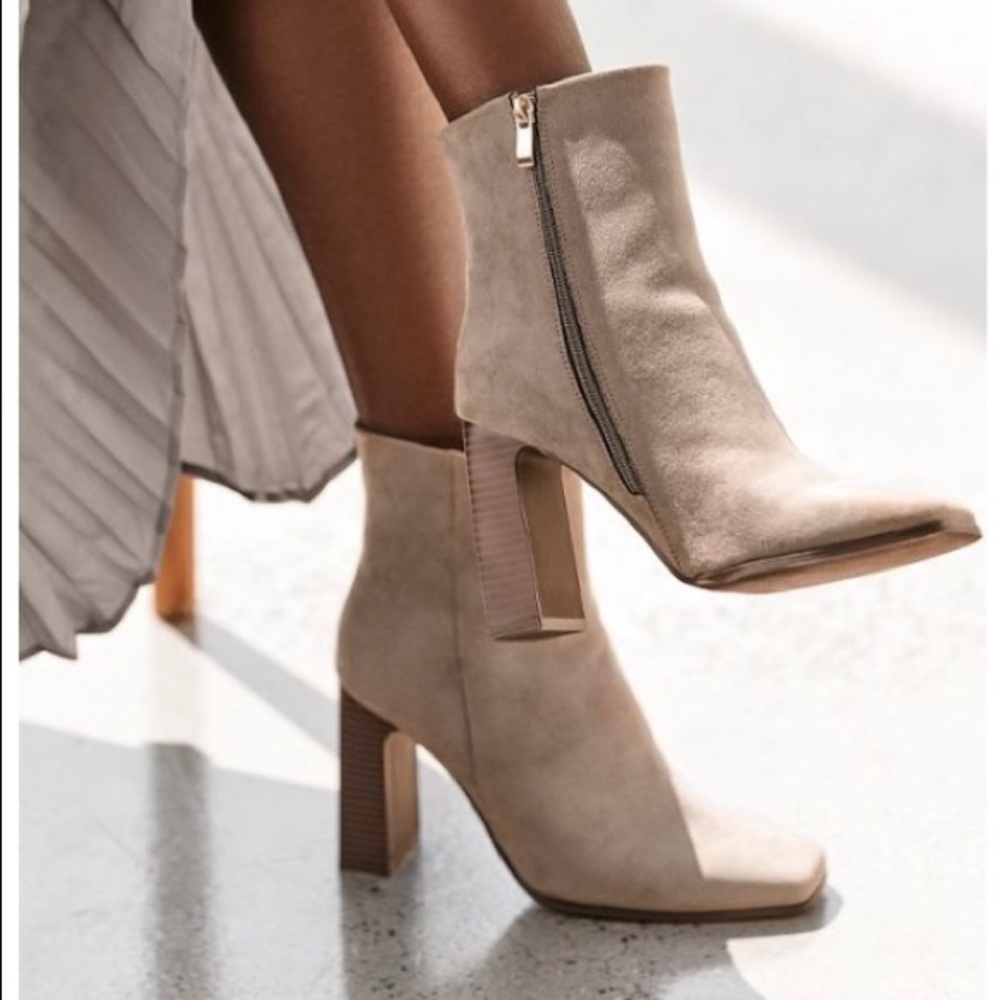 JUST FAB GREY BOOTIES